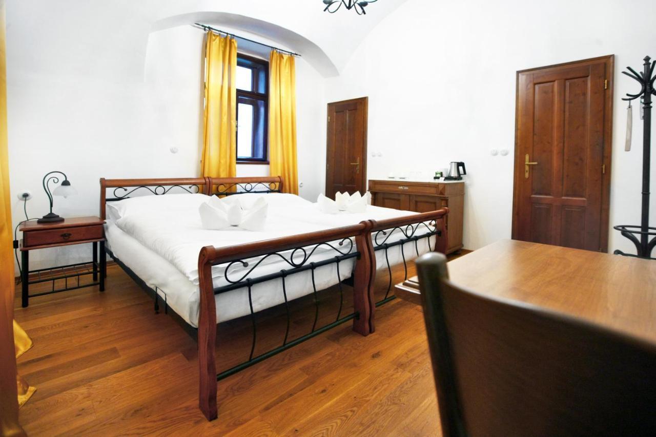 Royal Pension Olomouc Extérieur photo